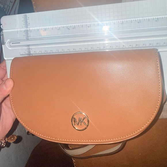 Michael Kors Brown Leather Crossbody Bag - Picture 2 of 7